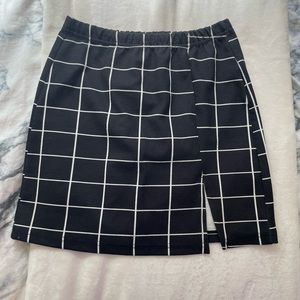 Grid Front Slit Bodycon Mini Skirt